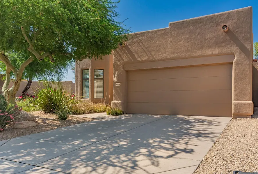 3 bed, 2151 sqft, $4,500 — Photo 2