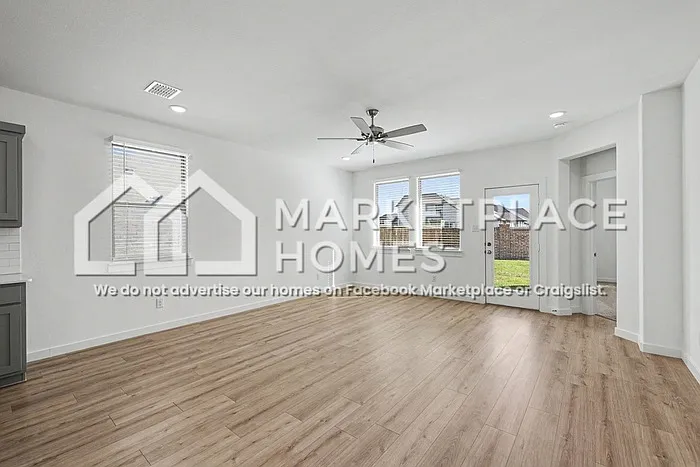 415 Bertney Dr — Photo 13