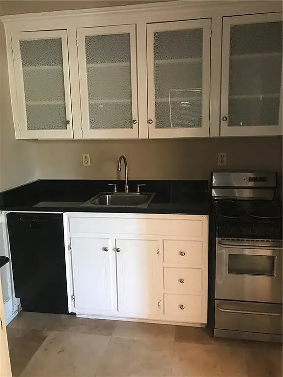 2 bed, 1.0 bath, 962 sqft, $1,095 — Photo 4