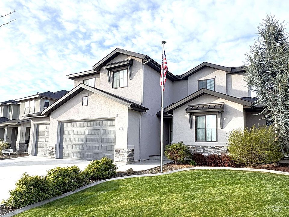 1st image of 641 E Crest Ridge Dr
