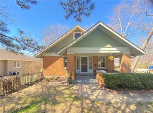 6014 Antioch Rd, Merriam, KS 66202