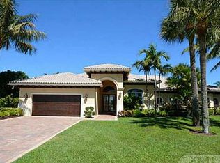 4605 White Cedar Ln, Delray Beach, FL 33445