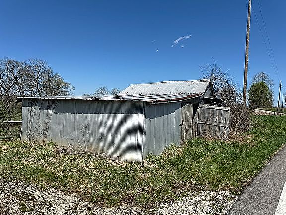 4th image of 11915 Otterbein Rd SW