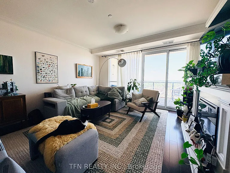 160 Macdonell St #1508 — Photo 8