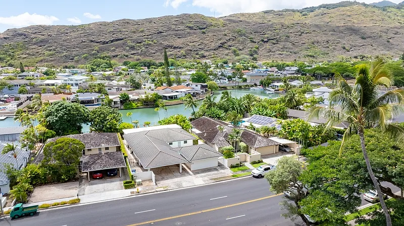 Building Photo - 6741 Hawaii Kai Dr #A