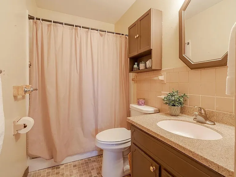 1931 Dalehaven Dr — Photo 11