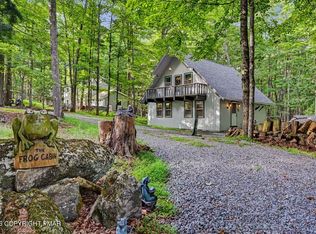 1694 Stag Run, Pocono Lake, PA 18347