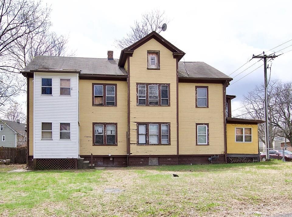 2nd image of 119 Stafford St