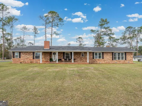 701 Van Streat Hwy, Nicholls, GA 31554