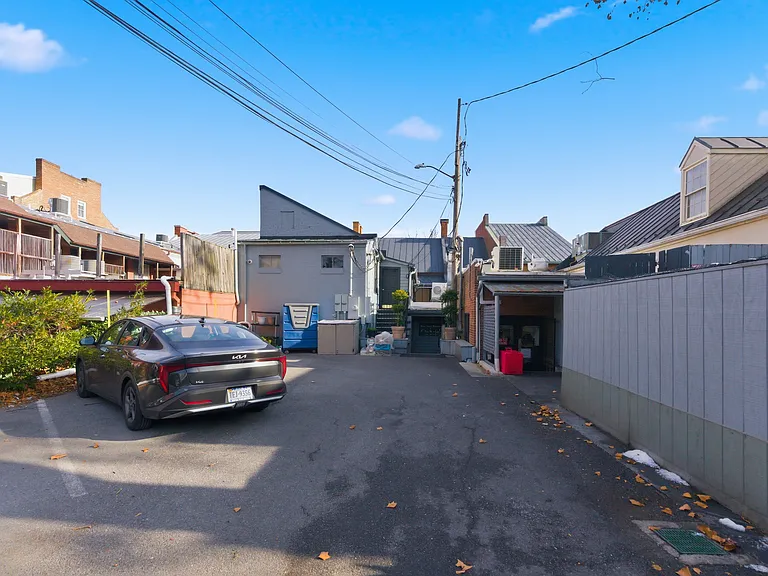 105 N Loudoun St #1 — Photo 18
