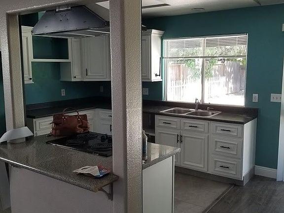 5th image of 1568 Bullard Ave