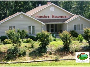 12 Fleetwood Dr, Palmyra, VA 22963