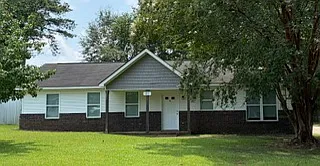 411 Chapelwood Dr — Photo 1