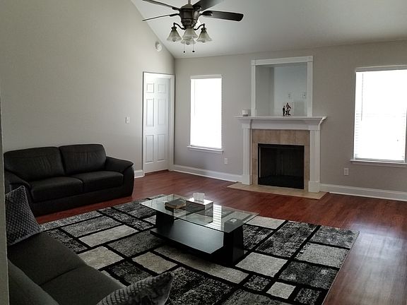 4th image of 50 Caramel Ln