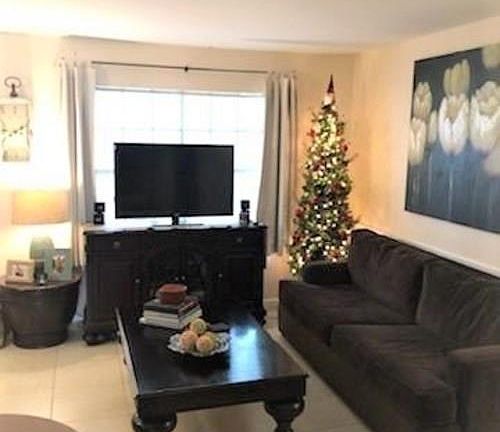4th image of 845 Augusta Dr #95