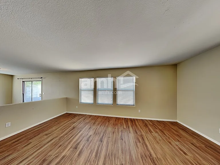 25788 W Nancy Ln — Photo 5