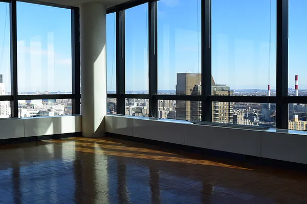 Rented by Solow Realty | media 22