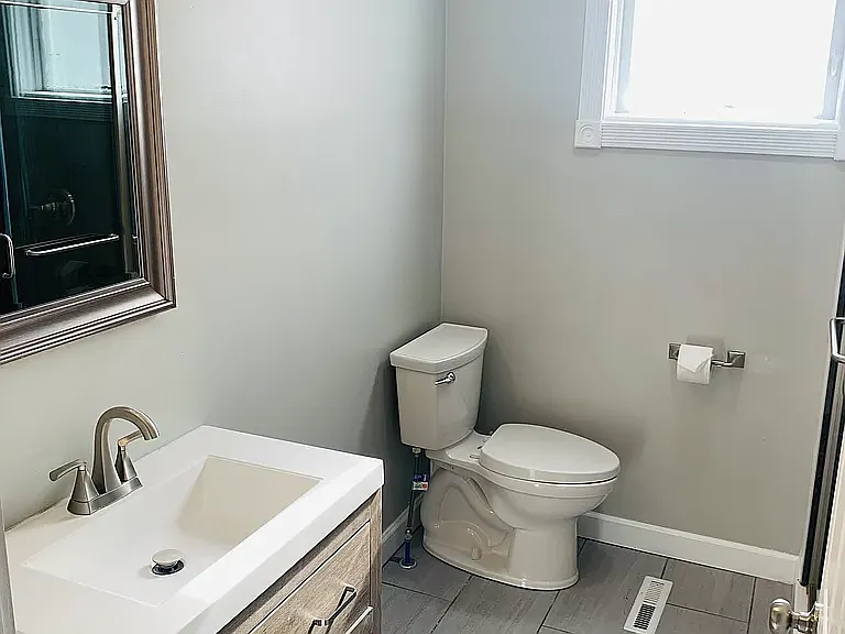 445 N Tioga St #B — Photo 3