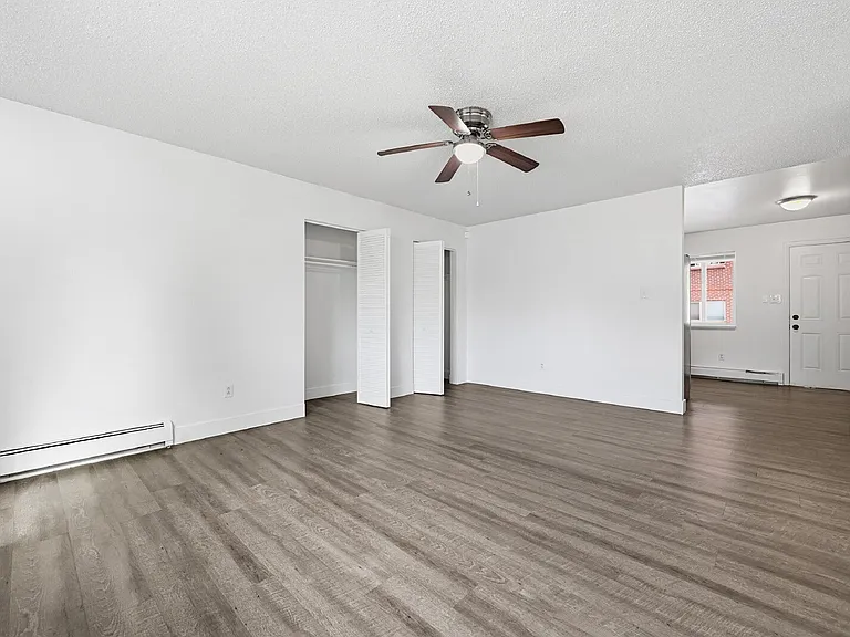 1164 Yosemite St #1B — Photo 8