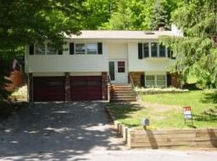 47 Hallvard Ter, Rockaway, NJ 07866