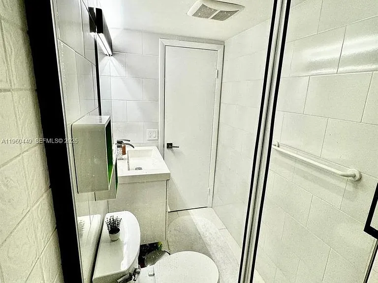 1001 Three Islands Blvd #331 — Photo 18
