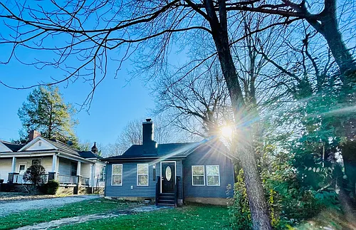 2205 Rozzelles Ferry Rd Photo 1