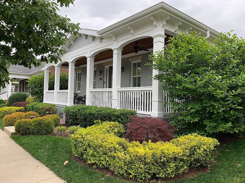 2nd image of 9013 Dayflower St