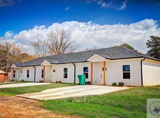 124 Blanche St, De Kalb, TX 75559