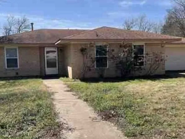 100 Post Oak Ln, Elgin, TX 78621