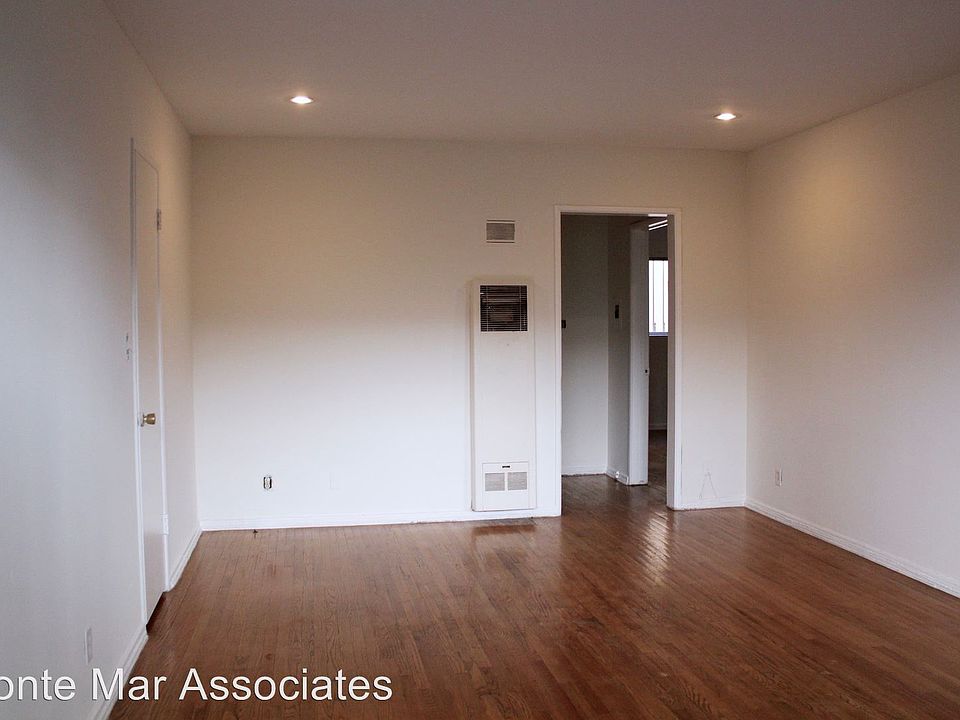 1st image of 3345 Mentone Ave APT 2