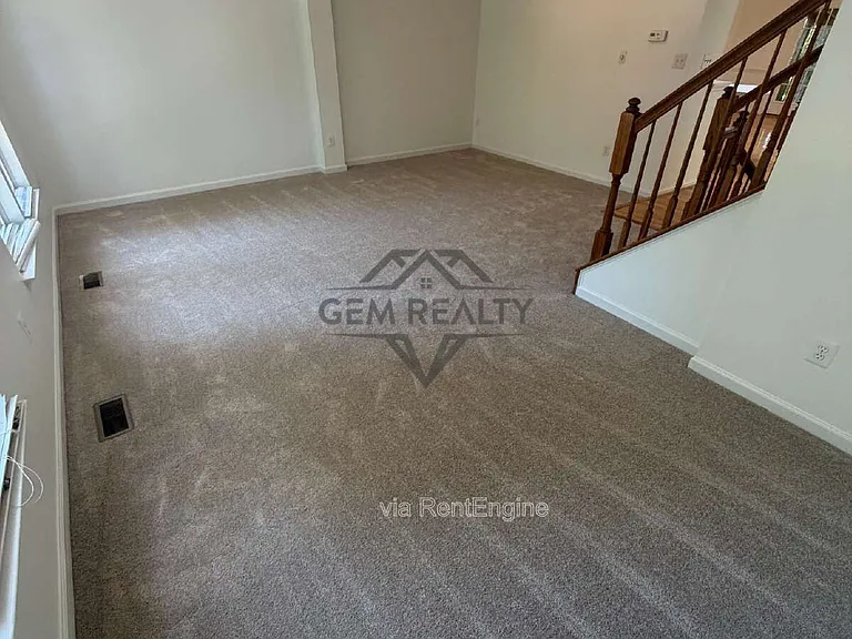 4710 Turnberry Dr — Photo 26