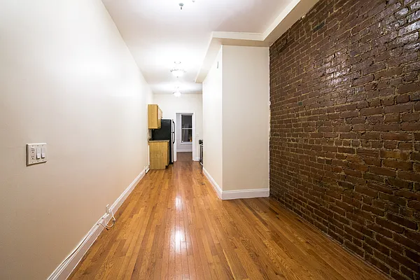 Rented by Nooklyn NYC LLC | media 23