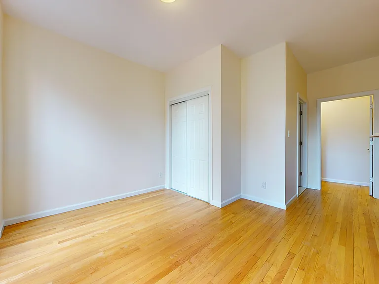 13 E 7th St #1 — Photo 8
