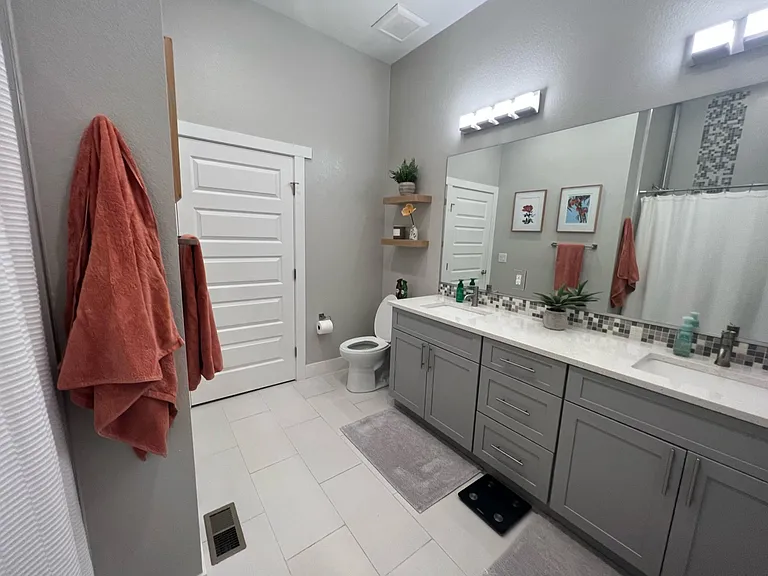2860 W Parkside Pl — Photo 11