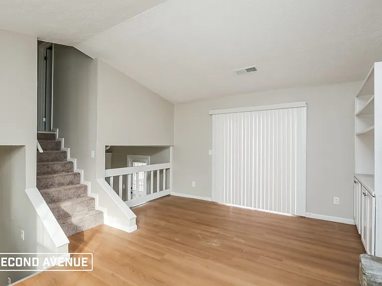 643 Inland Way NW — Photo 5