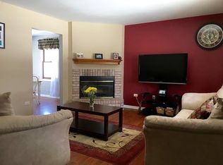 212 Kohl Ave, Spring Grove, IL 60081