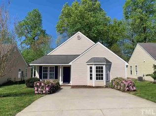 1244 Moores Creek Dr, Knightdale, NC 27545