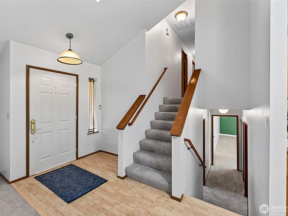 3rd image of 18604 73rd Street E