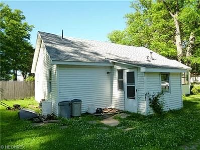 4th image of 4967 Fairfax Dr