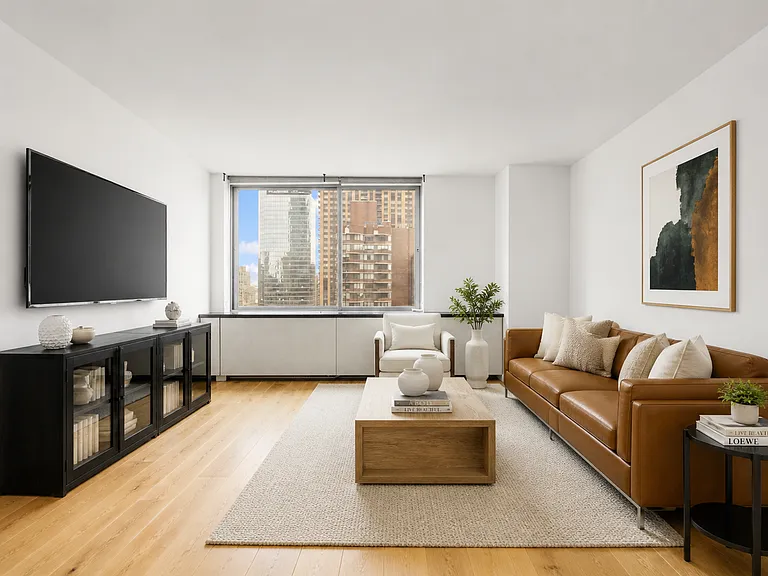 111 W 67th St #24B — Photo 3