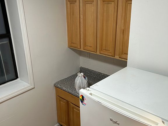 2nd image of 112 W 138th St APT 1I