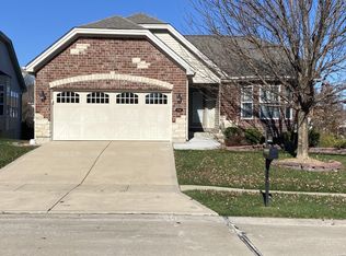 54 Burgundy Place Dr, Dardenne Prairie, MO