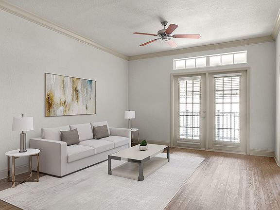 Village at Baldwin Park - Living Room