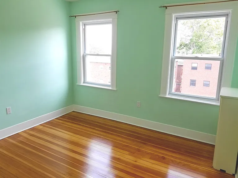 1500 Commonwealth Ave — Photo 16