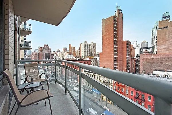 Sold by Corcoran | media 18