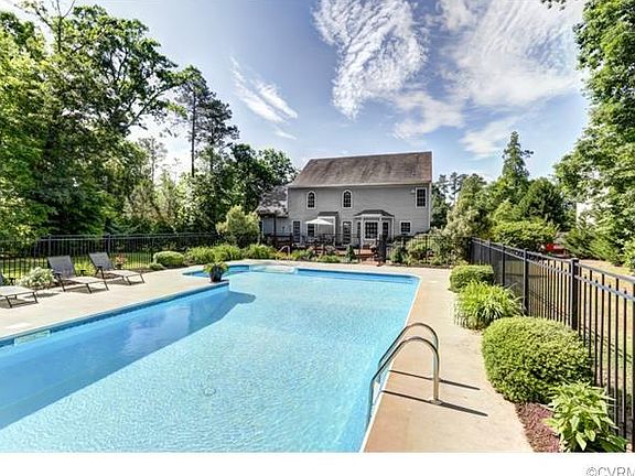 4th image of 11512 Eagle Pass Ct