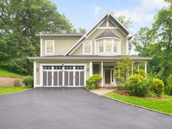 699 Ardsley Road, Scarsdale, NY 10583