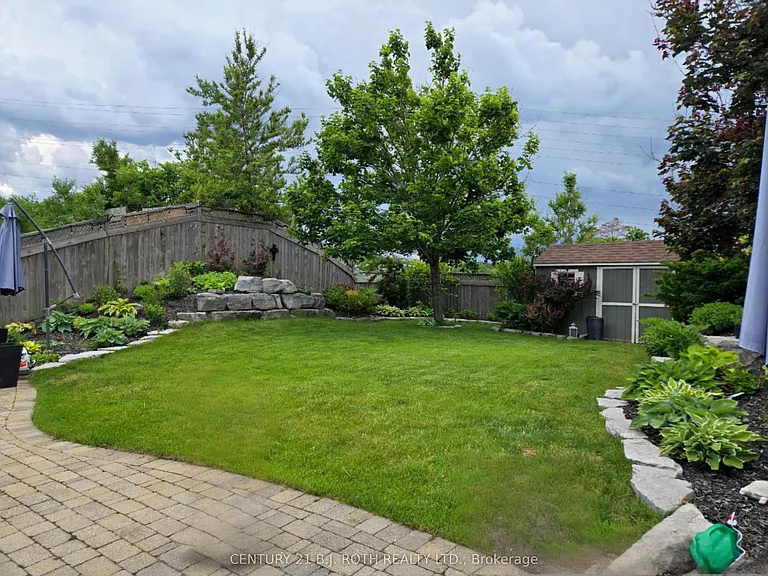 105 Chieftain Cres — Photo 14