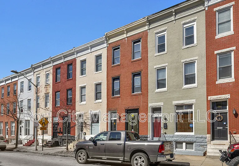 312 E 22nd St — Photo 2