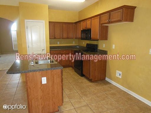 4th image of 10255 Hamilton View Dr
